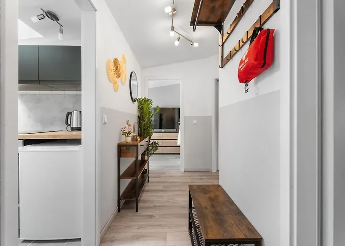 公寓 Dg - Einfach Aber Sehr Komfortabel - Fuer Bis Zu 12 Personen - Gruppen, Messe, Monteure, Studenten - Voll Ausgestattet - 3 Smart-tv 55 Zoll Netflix, 1000 Mbit Wlan, Voll Ausgestattete Kueche *